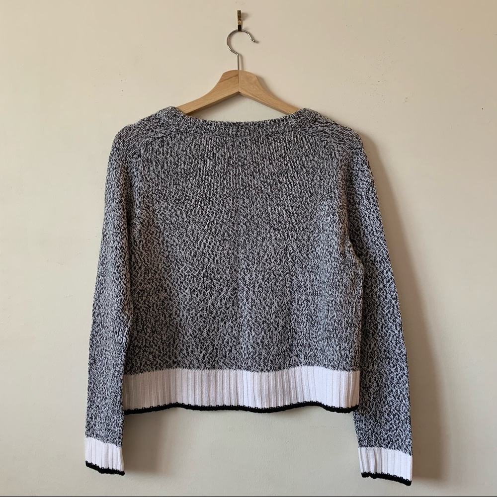 Cropped Sweater - Picture 2 of 2